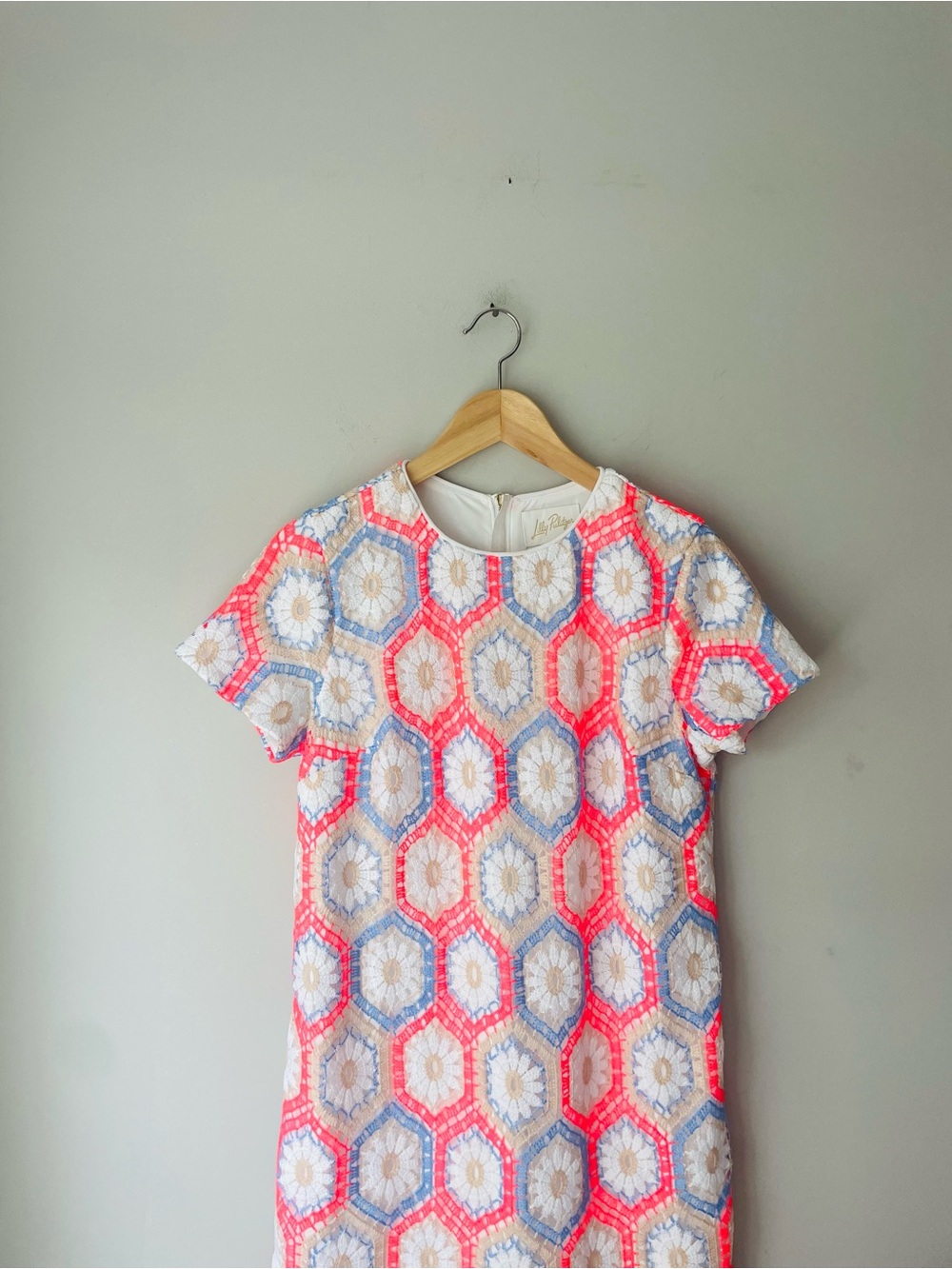 Lilly Pulitzer Leyla Shift Dress Unicorn - Picture 3 of 13